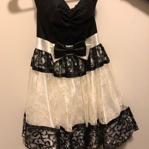 Black and White Lace Cocktail Dress Evening Gown